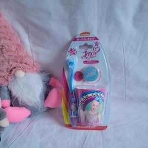 JoJo Siwa Brush Buddies Toothbrush Set💗